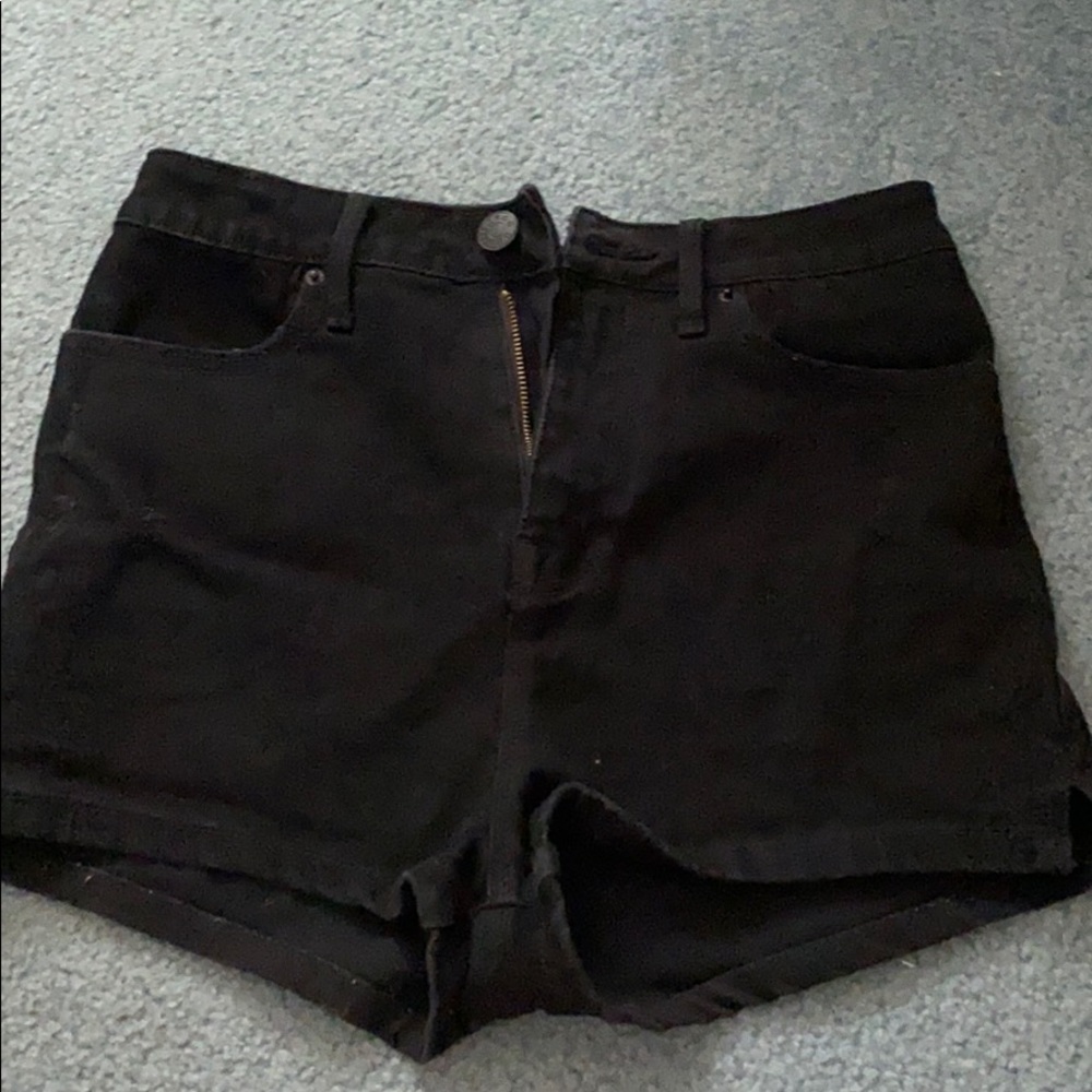BDG black Shorts.